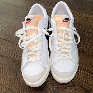 Nike Men’s Sneakers in White and Black size 13 100% authentic worn once